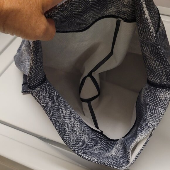 Lululemon leggings - Picture 5 of 8